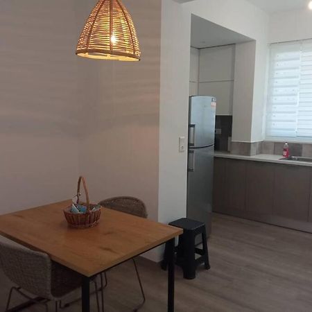 Διαμέρισμα 90 Τμ Σε Μικρό Συγκρότημα Apartment Kounoupidhiana Bagian luar foto